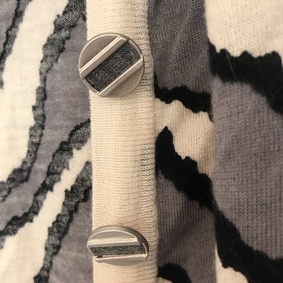 L.A.M.B. Sweater - Picture 4 of 4